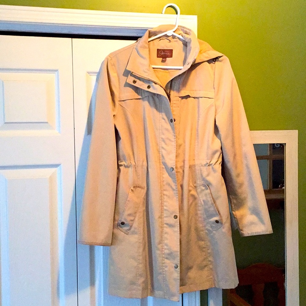 Trench 🧥 coat (Size Small)